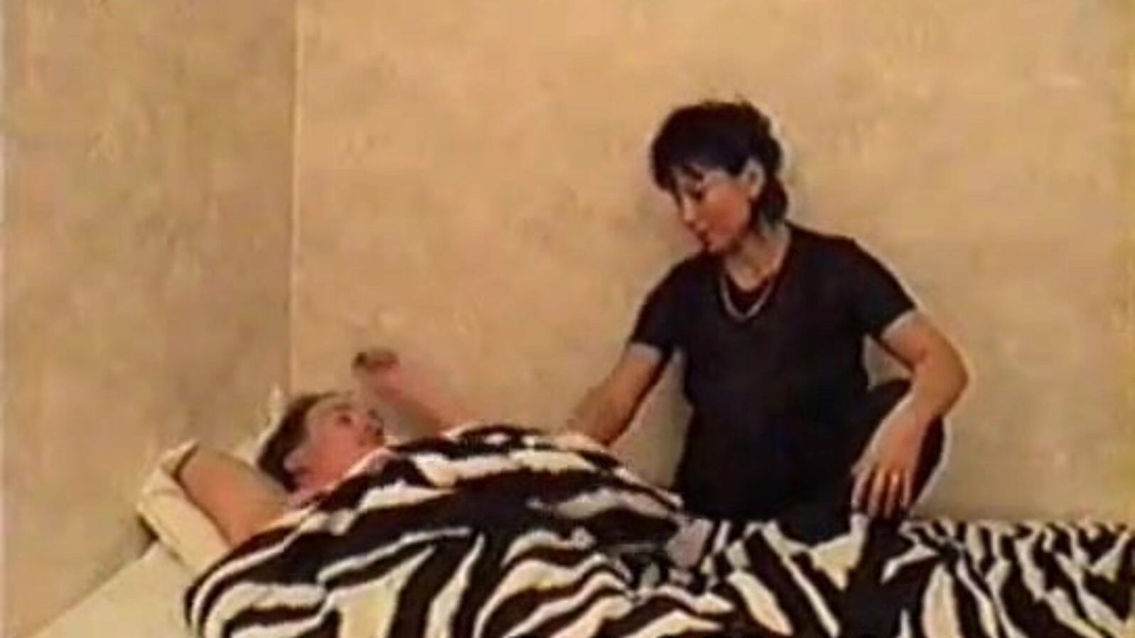 Russian Mommy tempted to her own son-in-law