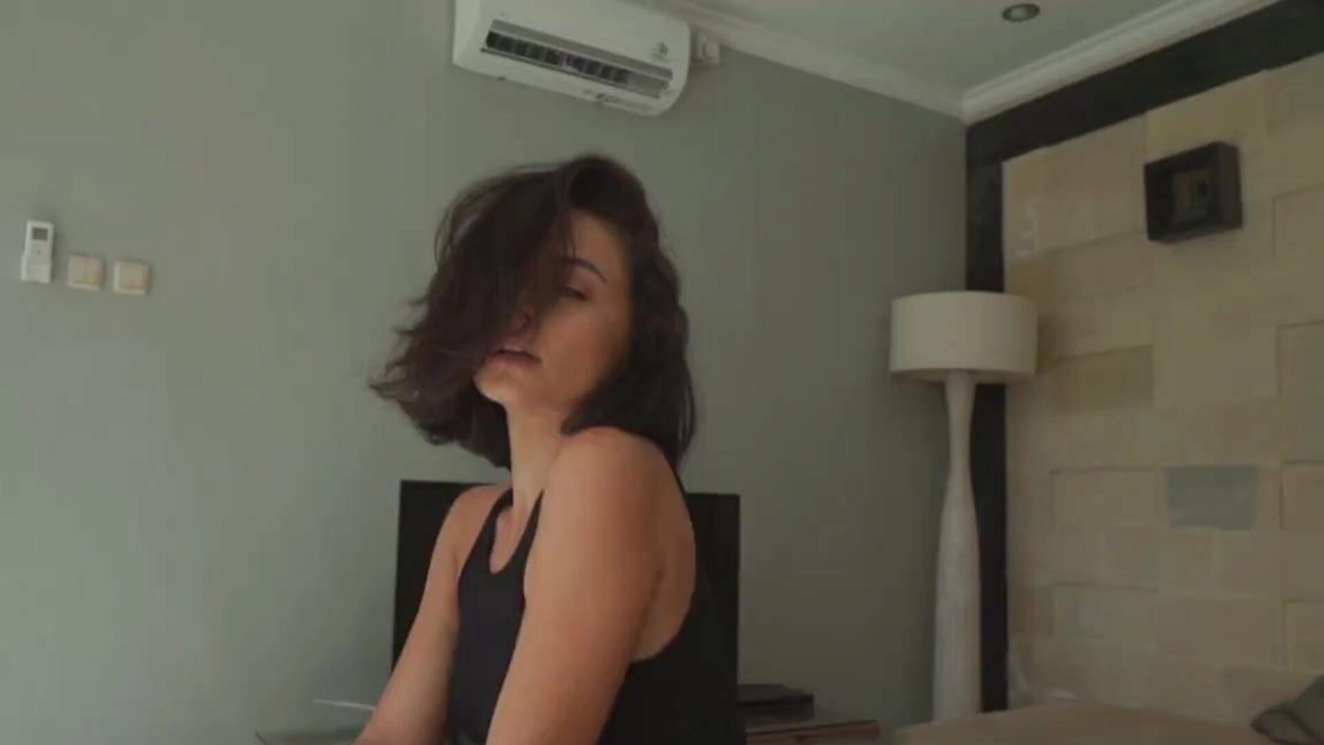 Incredibly EvelynQ Has A Body To Die For