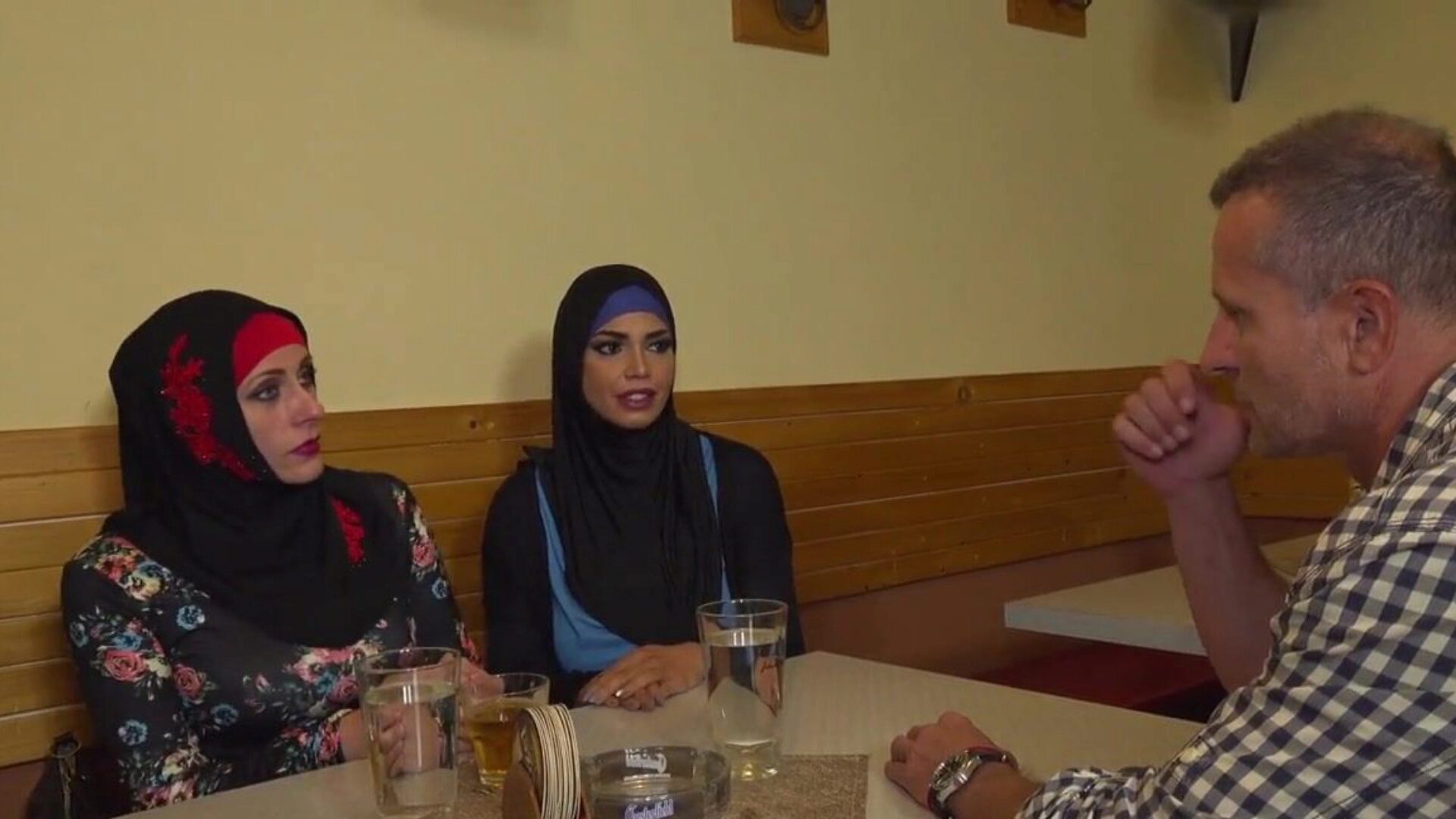 hijab musulmán escenario 11, hijab musulmán gratis hd porn a9 mira el vídeo hijab musulmán escenario 11 en xhamster, el sitio web de conexión en alta definición más grueso con toneladas de hijab musulmán árabe gratis y películas porno hijab árabe